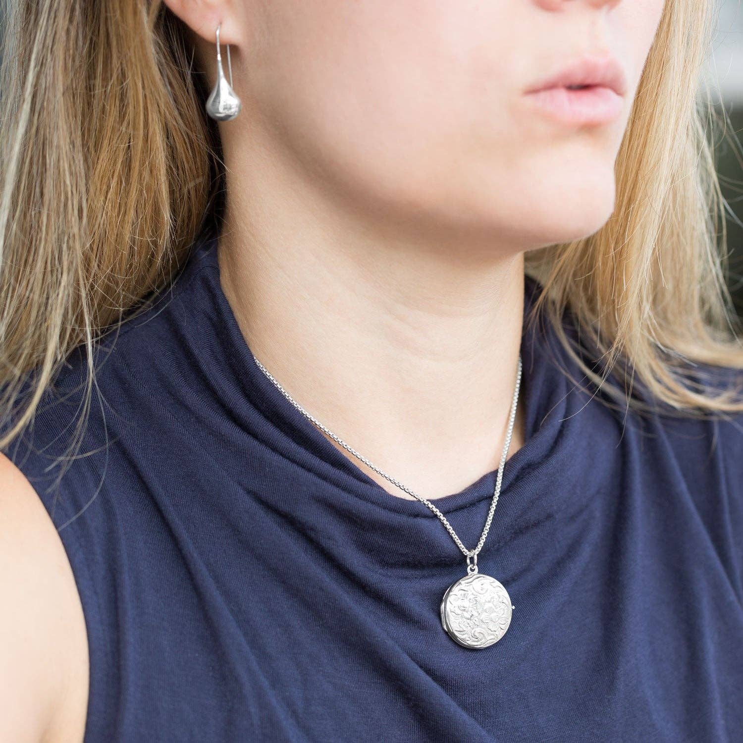 Silver Stars Collection - Wholesale Link & Chain Necklace - Oxidized Rounded Box Chain (1.6mm)1