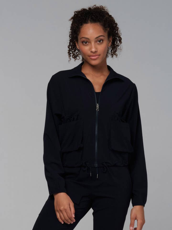 I min lomme marineblå jakke for engroshandel hos 925fit