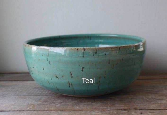 KJ Pottery – Großhandel Essteller – Teller und Ramen-Schale aus handgefertigtem rotem Irdenware-Ton24