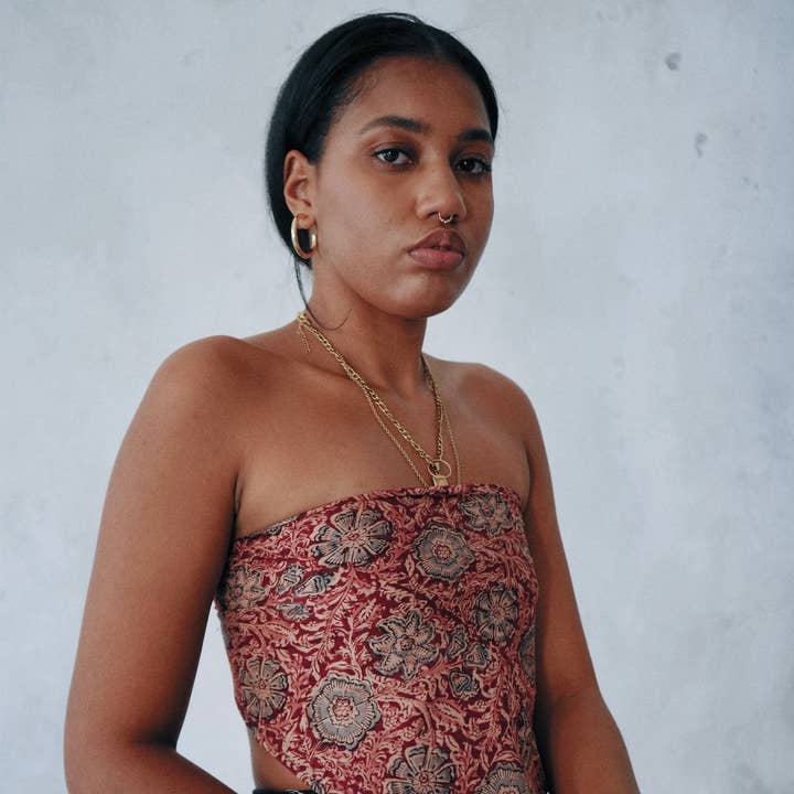 Crimson Blossom - Bandana in cotone (KK1511) per la vendita all'ingrosso da parte di White Lotus Fashions