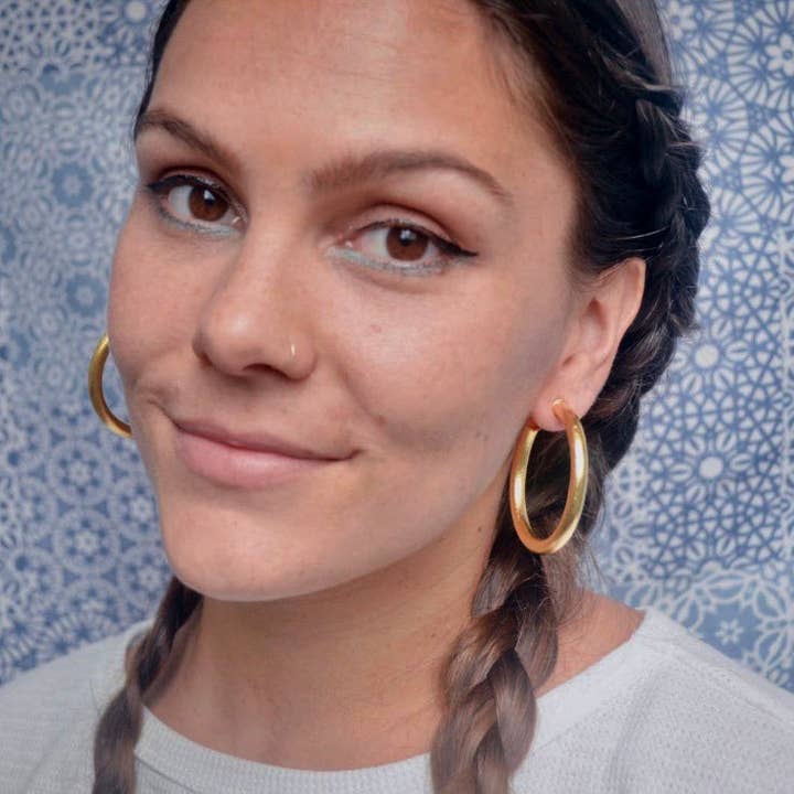 Betty Carré - Wholesale Hoop Earrings - LUCY HOOP EARRINGS1