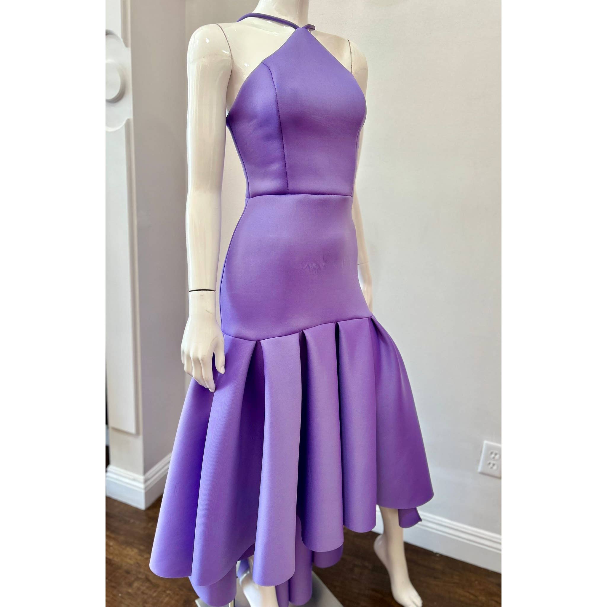 DORCAS – Großhandel Kleid – Damen – Maxikleid mit Rüschen und schulterfreiem Design7