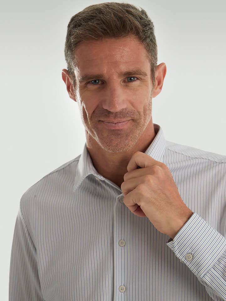 Donkerblauw en groen gestreept overhemd voor wholesale door Sepiia