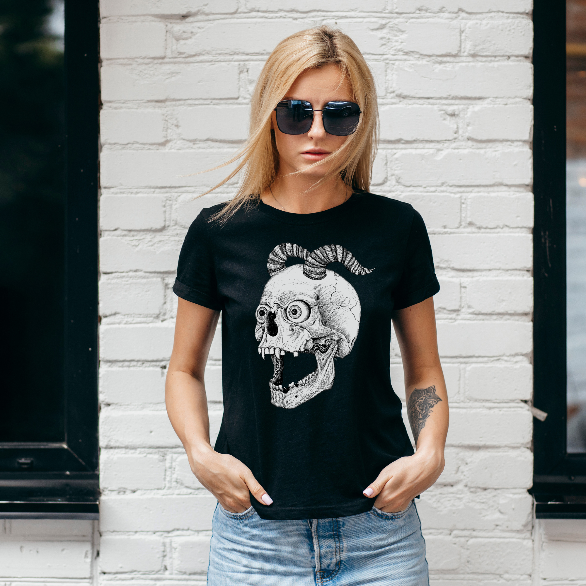 Hannah Kate Makes – wholesale T-shirt (graphic) – unisex – Screaming Skull T-shirt - Black - 100% Cotton - Reg/Fitted4