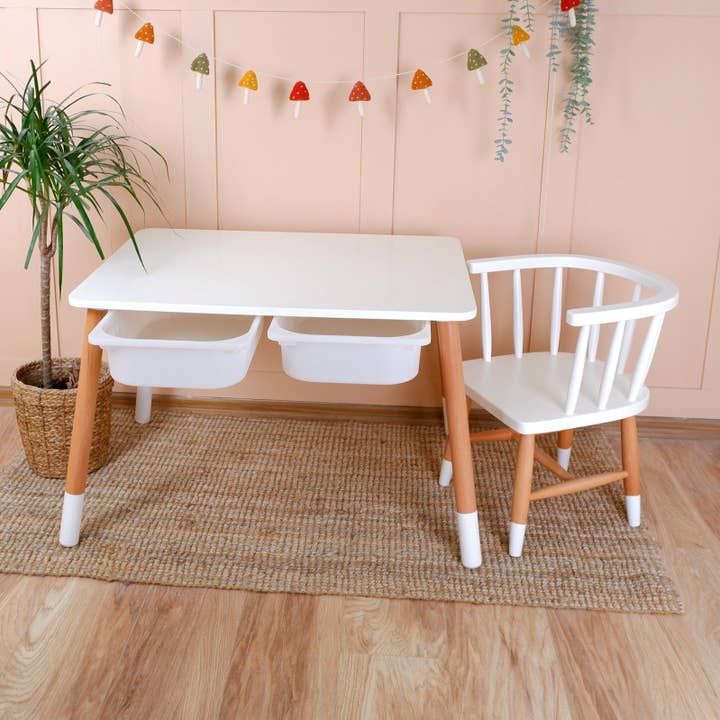Mesa de madera para niños, silla Windsor para niños y conjunto de banco Windsor para niños y bebés - Personalizable para venta al por mayor de Kids Wood Store U.S. / EU.