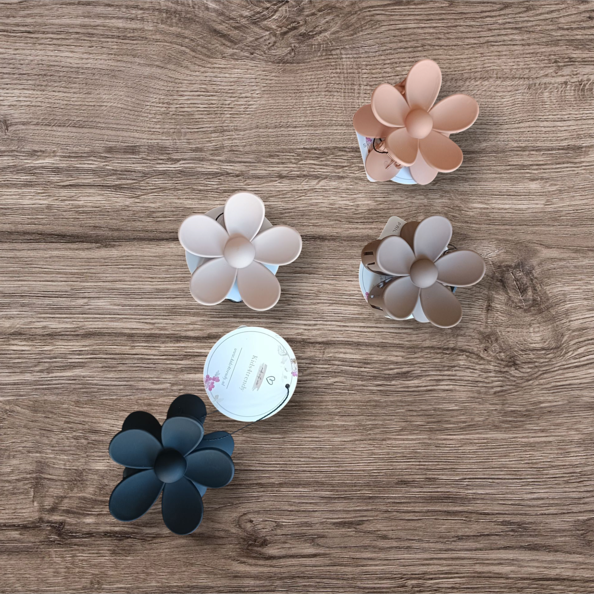 Kids4trendy – wholesale Hair accessories set – Women’s – Hair claw set women5