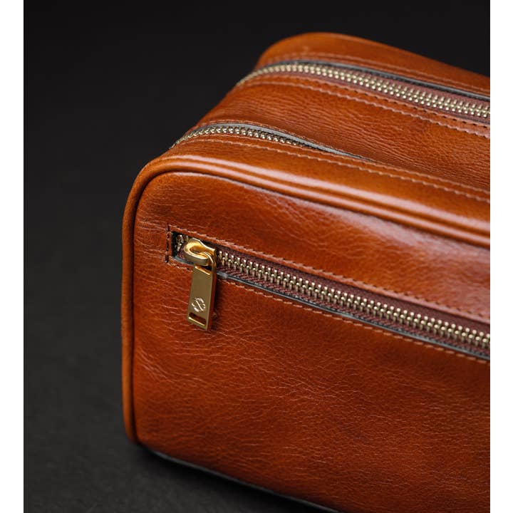 Time Resistance - Wholesale Make-up tas/toilettas - Leren Cosmetica Tas Dopp Kit - All the Kings Men31