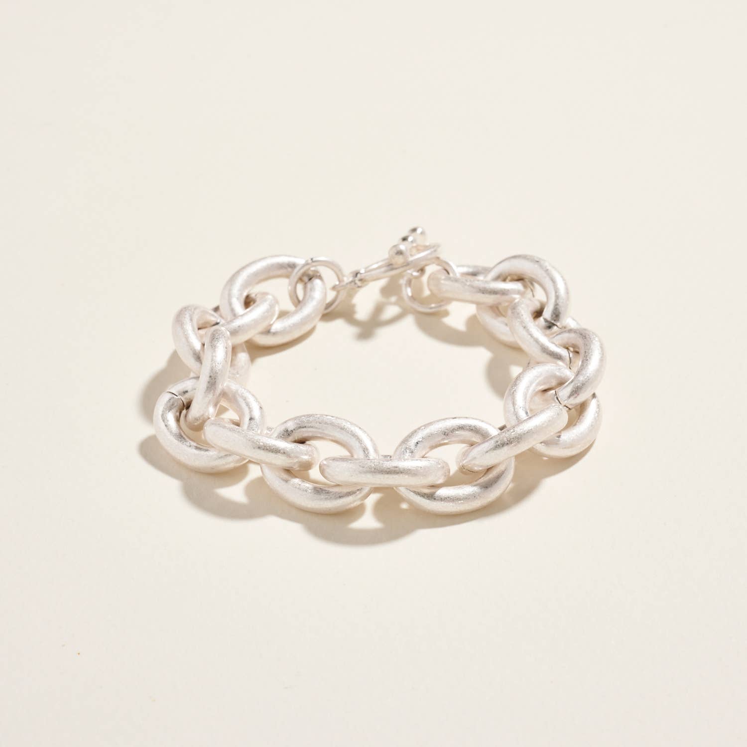 Designature New York - Wholesale Link & Chain Bracelet - Chunky Chain With Toggle Clasp Bracelet5