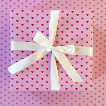 FALALALALA Pink Christmas Recycled Wrapping Paper – MASU