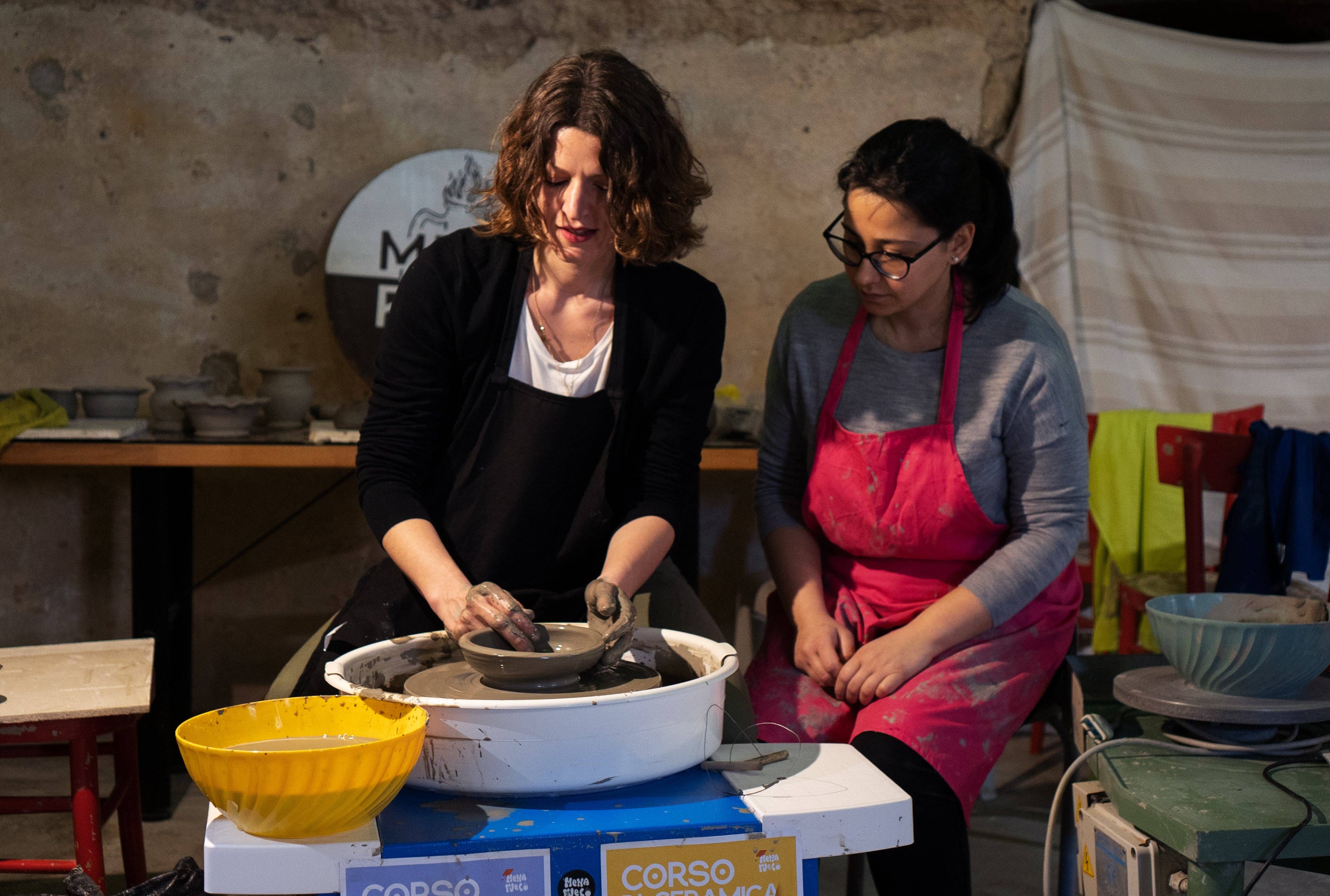 MENA FUECO studio - Wholesale DIY Craft Kit - POTTERY WHEEL WORKSHOP8