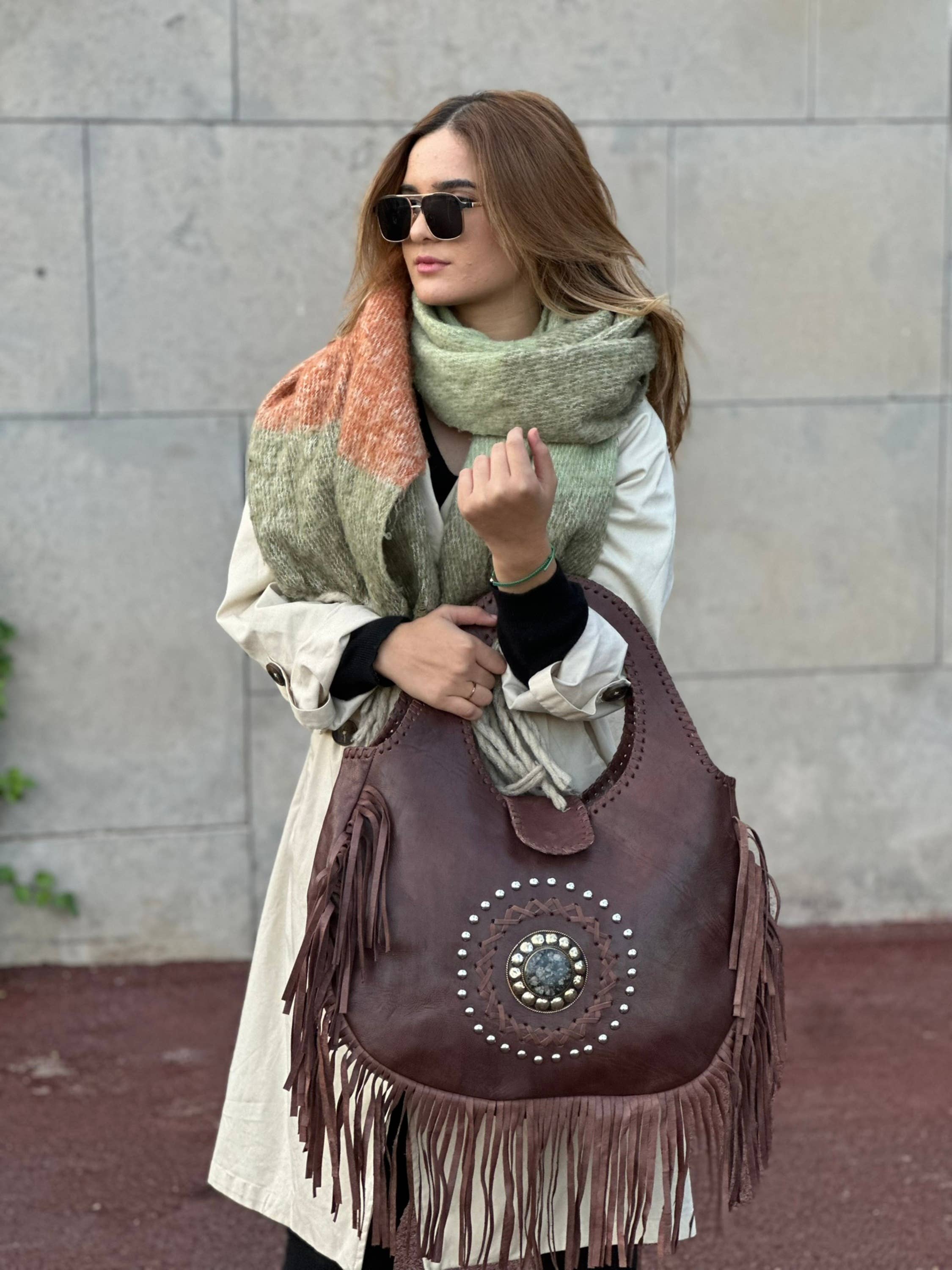 Berberwoolrug – wholesale Shoulder bag – women's – Handmade Soft Leather Gypsy Bag | Bohemian Fringe purse