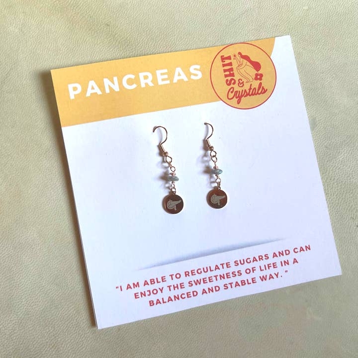 Brincos Pâncreas Charm + Pedra Preciosa por atacado de Shit & Crystals