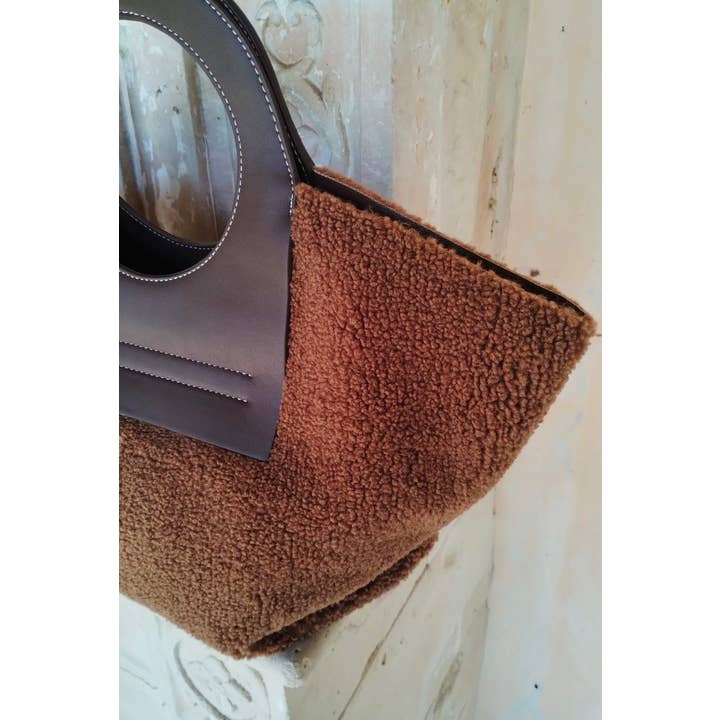 Modesto Bertotto - Wholesale Top Handle Bag - Women's - Teddy bag in leather and eco-fur color white