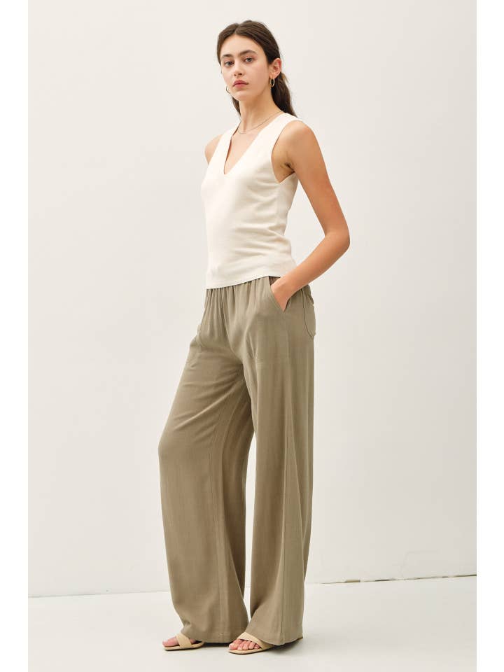 Be Cool - Wholesale Tank Top - Women's - MINIMAL V-NECK SWEATER TANK 11