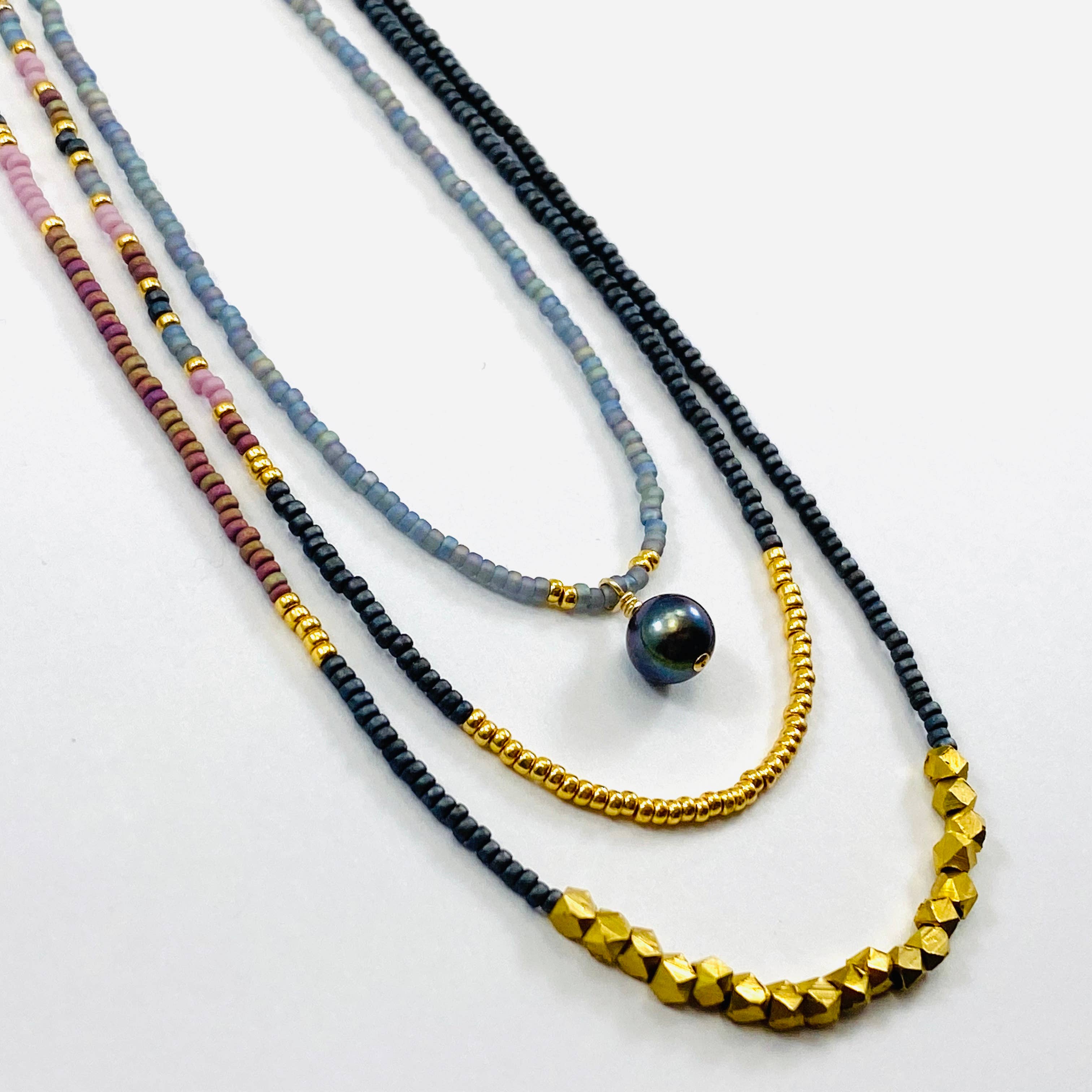 Sarah Crawford Handcrafted - Wholesale Jewelry Set - Grays Triple Beaded Necklace Set - Pearl2