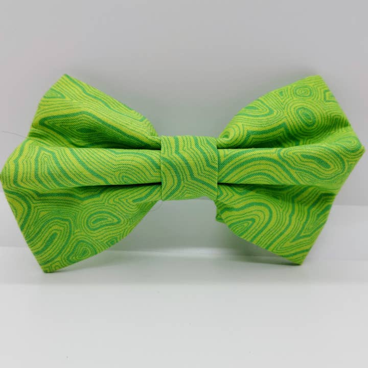 Chartreuse and Fern Green Wave Design for wholesale by Collars for Kings