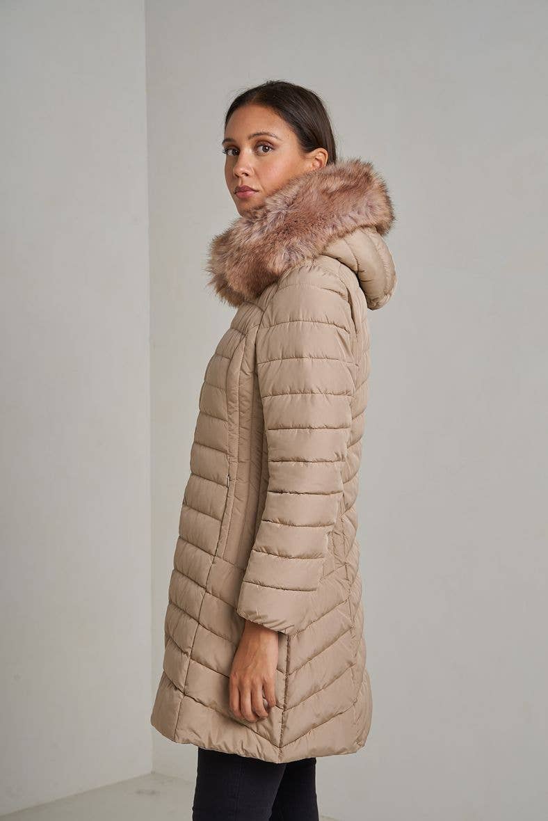 Attrait Paris - Wholesale Puffer Jacket - Women's - Long quilted down jacket with fur on hood22
