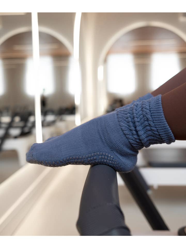 MoveActive - Wholesale Socks - Women's - Scrunch Non Slip Grip Socks - Denim Blue