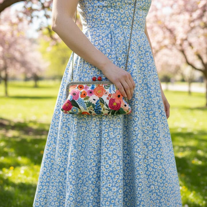 Pochette da giardino per cellulare Kiki & Syds, crema per feste per la vendita all'ingrosso da parte di Kiki & Syds