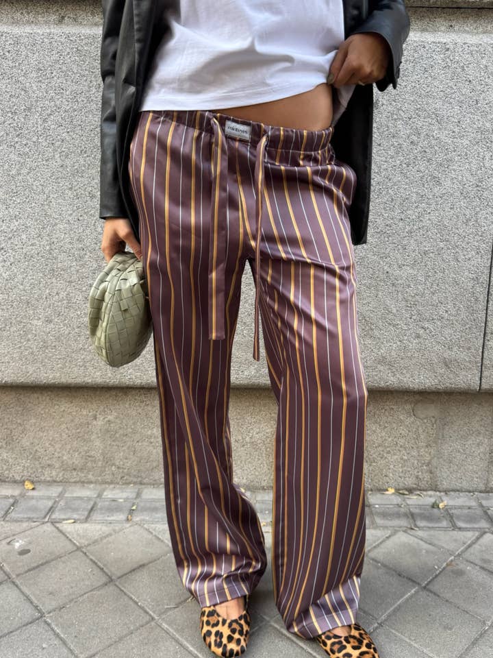 Pantalon Petra pour la vente par MINTEYES