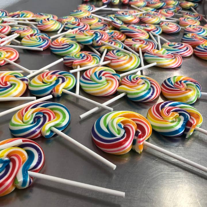 Sweet Pete's Candy – wholesale Lollipop – Small Rainbow Lollipop1