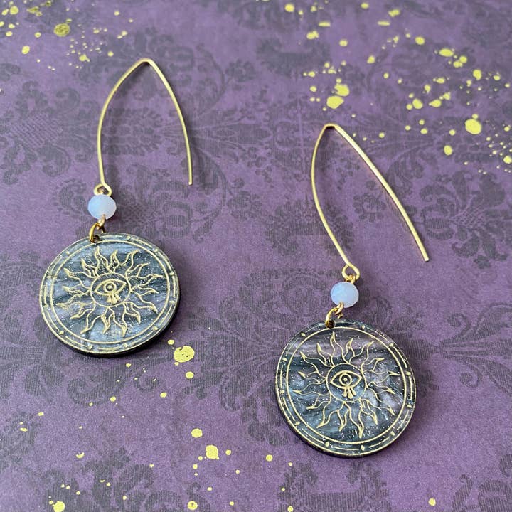 Boucles d'oreilles Sunburst Lavender pour la vente par Moody Girl Accessories