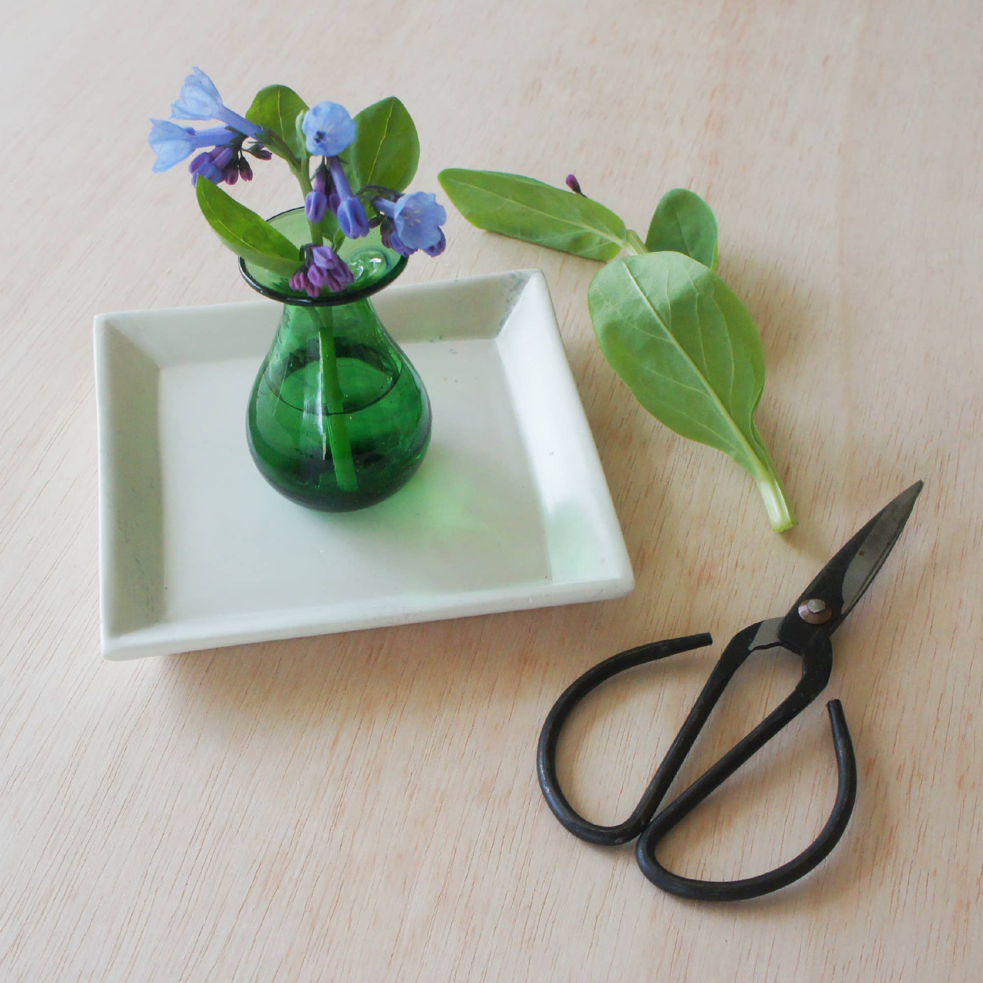 Venture Imports LLC - Wholesale Vase - Mommy Vase6