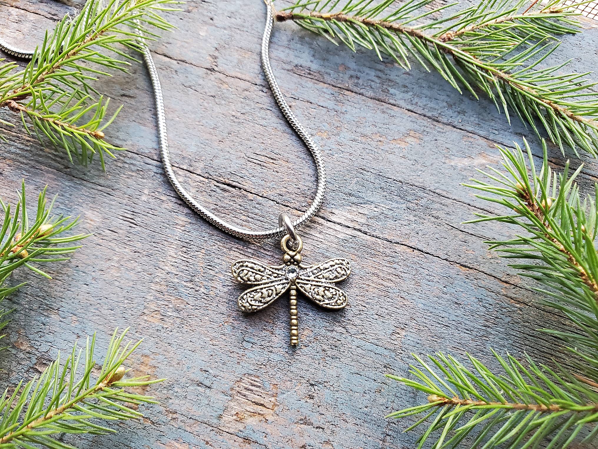 Kathryn's Collection - Vente Colliers à pendentif - Collier Libellule 3