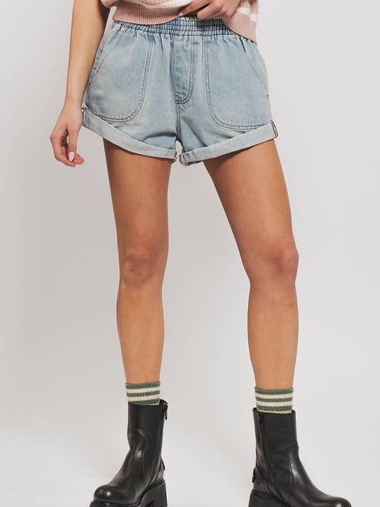 Urban Daizy - Wholesale Shorts - Women's - Spring Elastic Waist Cuffed Print Shorts36