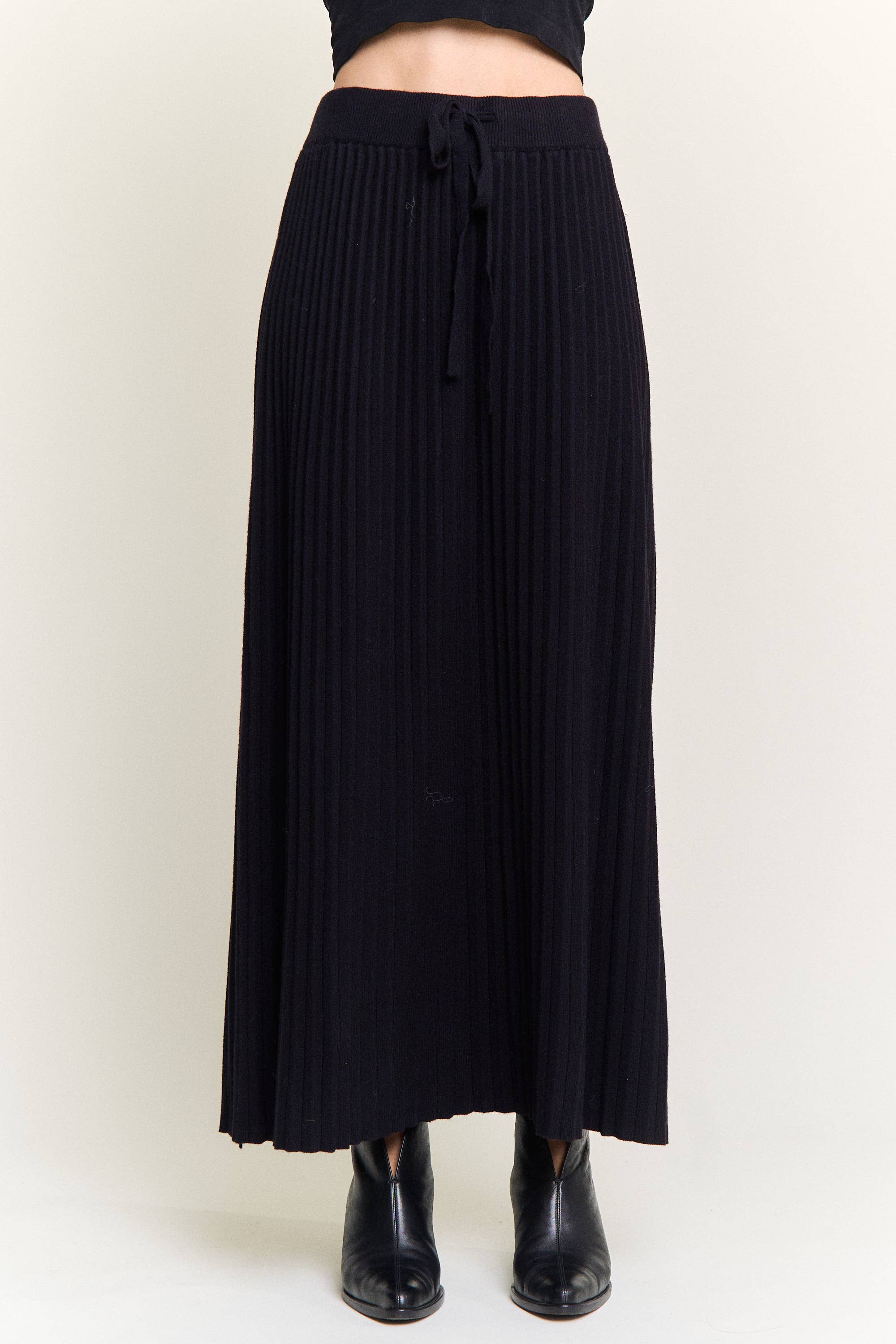 ADORA LA - Wholesale Skirt - Women's - CES4155 -RIBBED KNIT PLEATED MIDI SKIRT15