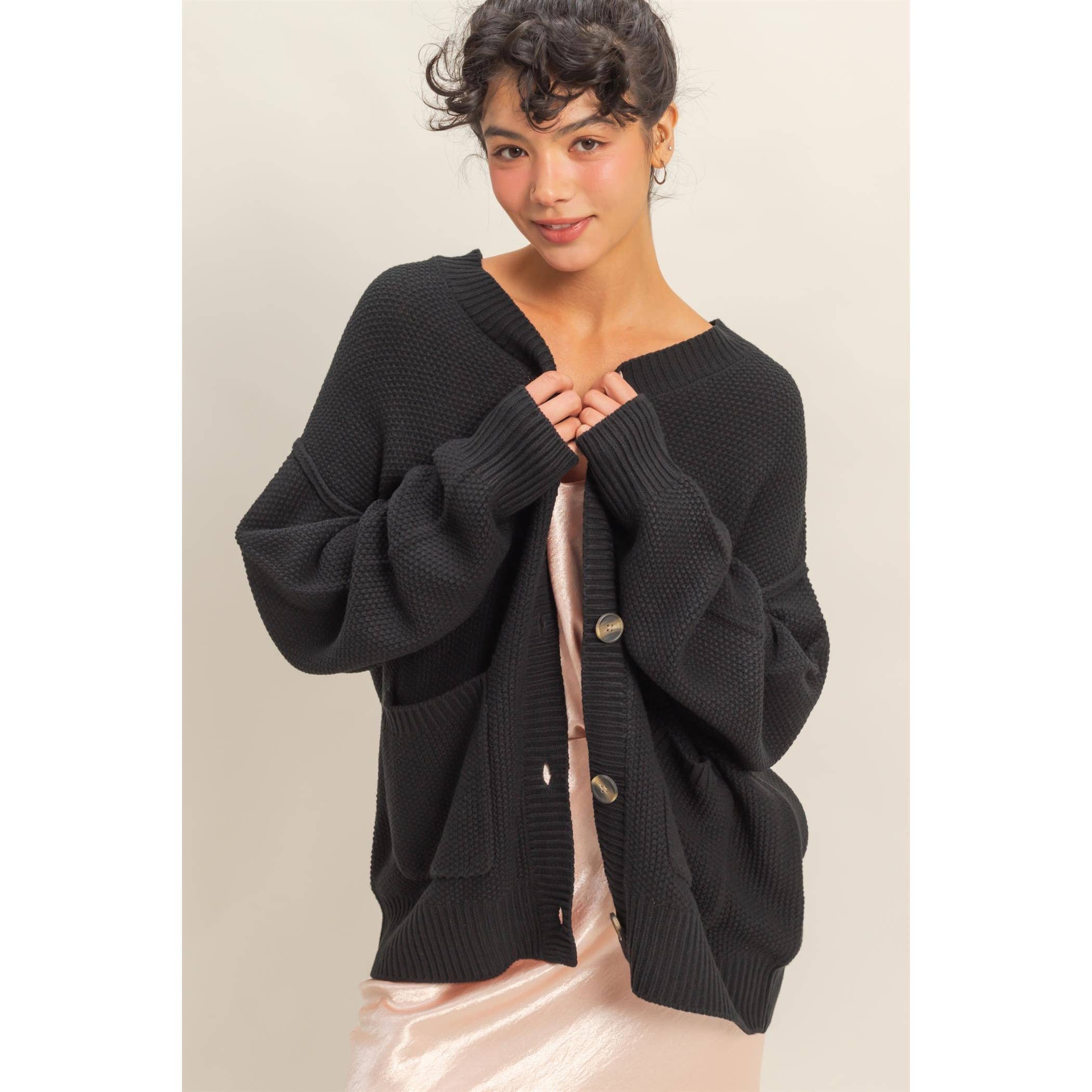 Double Zero - Vendita all'ingrosso Cardigan - Donna - Cardigan oversize con bottoni "Charm Them All"1