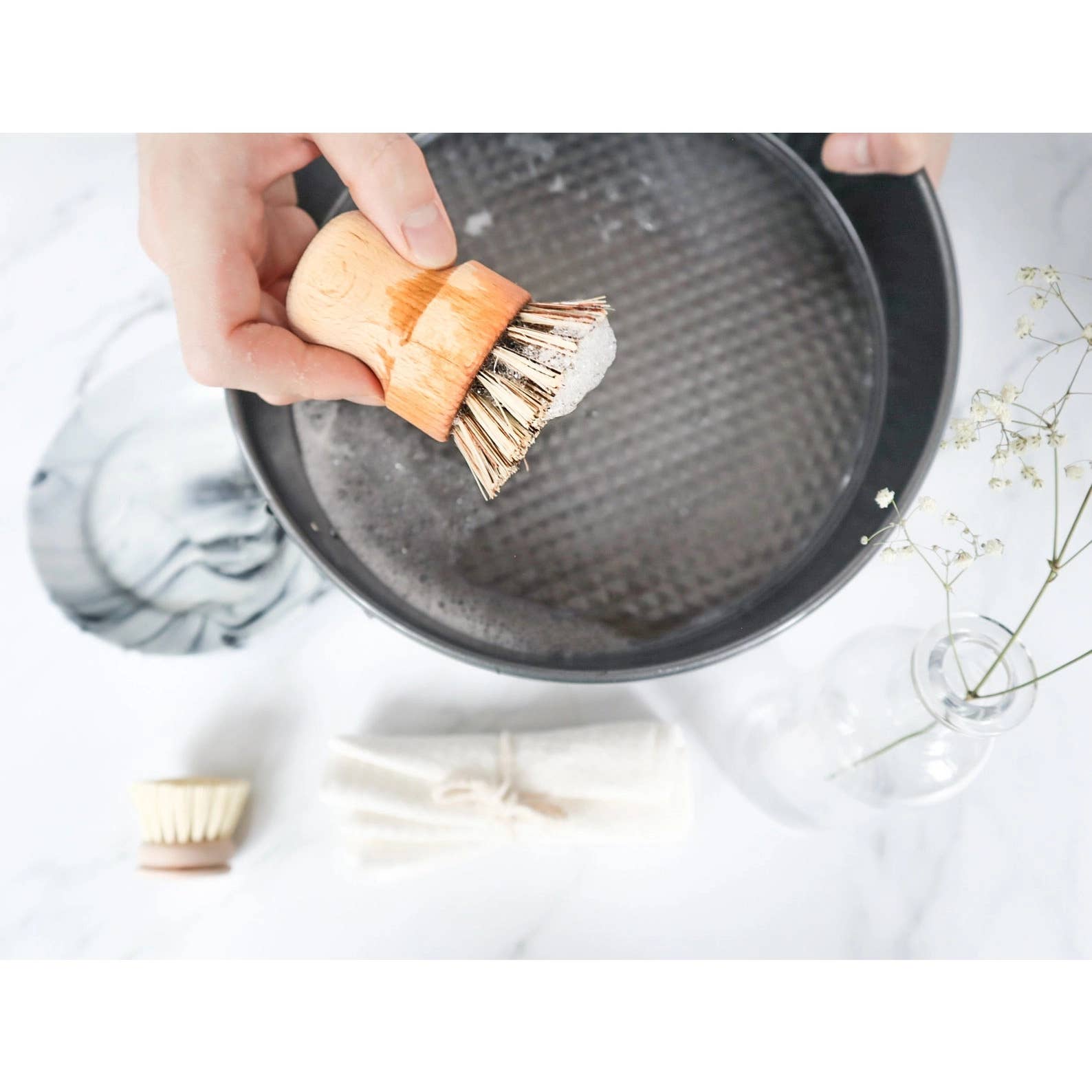 Plantish - Vente Brosses de nettoyage - [ACHETER EN VRAC] Brosse à récurer en sisal et palmier2