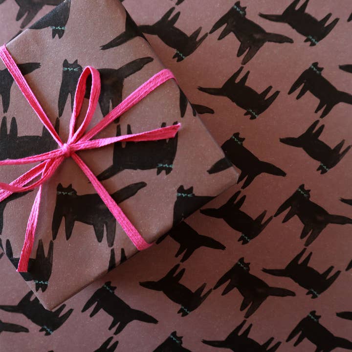 GATTI NERI / Carta da regalo marrone cacao per la vendita all'ingrosso da parte di REGARO PAPIRO