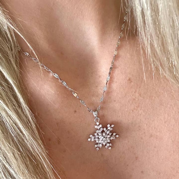 Offshore Surf Co – wholesale Pendant/charm necklace – Simple Style Snowflake Stainless Steel Plating0