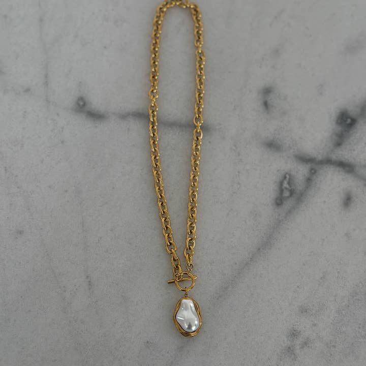 CHANSUTTPEARLS - Wholesale Pendant/Charm Necklace - PEARL DROP NECKLACE