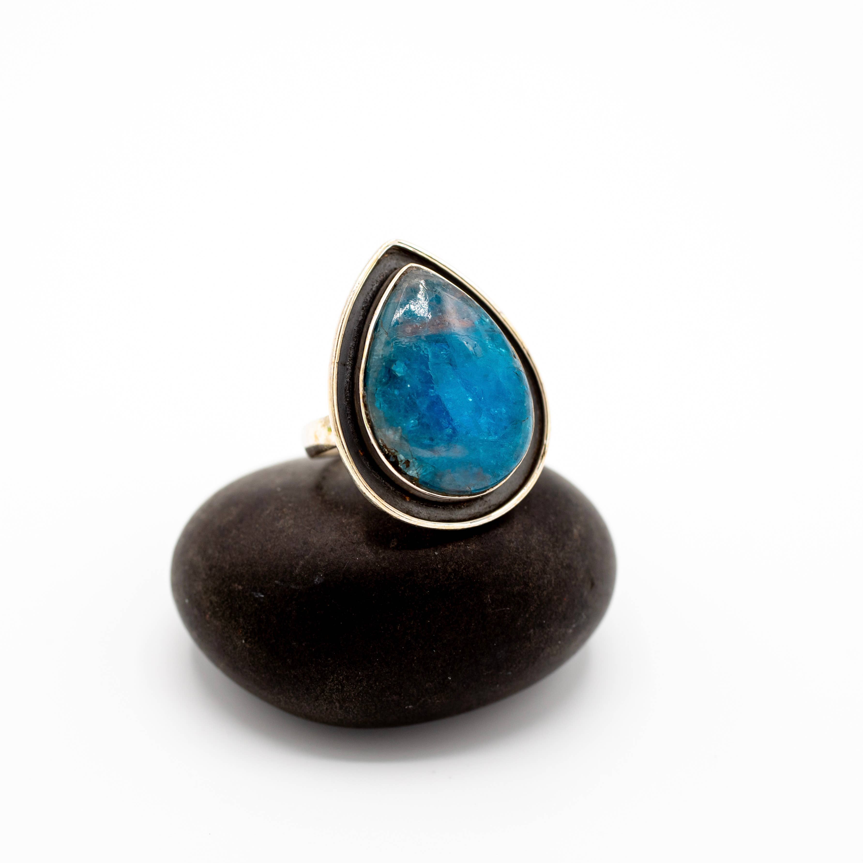 Baizaar - Wholesale Single Stone/Solitaire Ring - Sterling Silver Apatite River Ring1