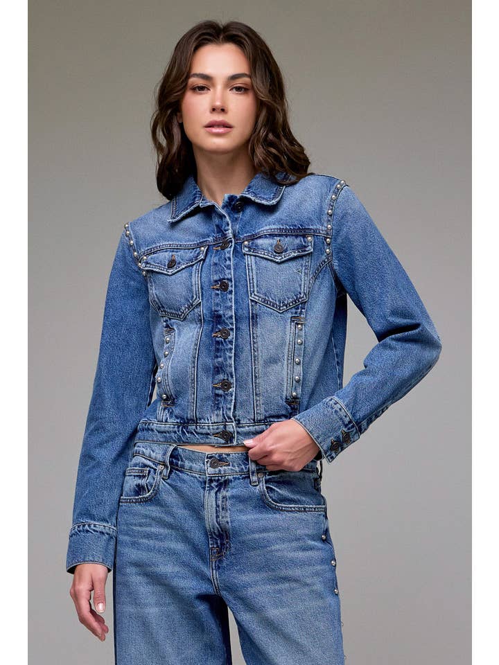 Hidden Jeans - Wholesale Shorts - Women's - Medium Wash Pearl Embellished Fitted Trucker Jacket5