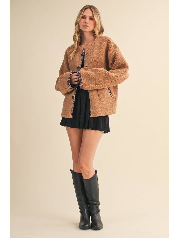 IJ1639 LEOPARD REVERSIBLE TEDDY LEOPARD QUILTED JACKET for wholesale on Faire27