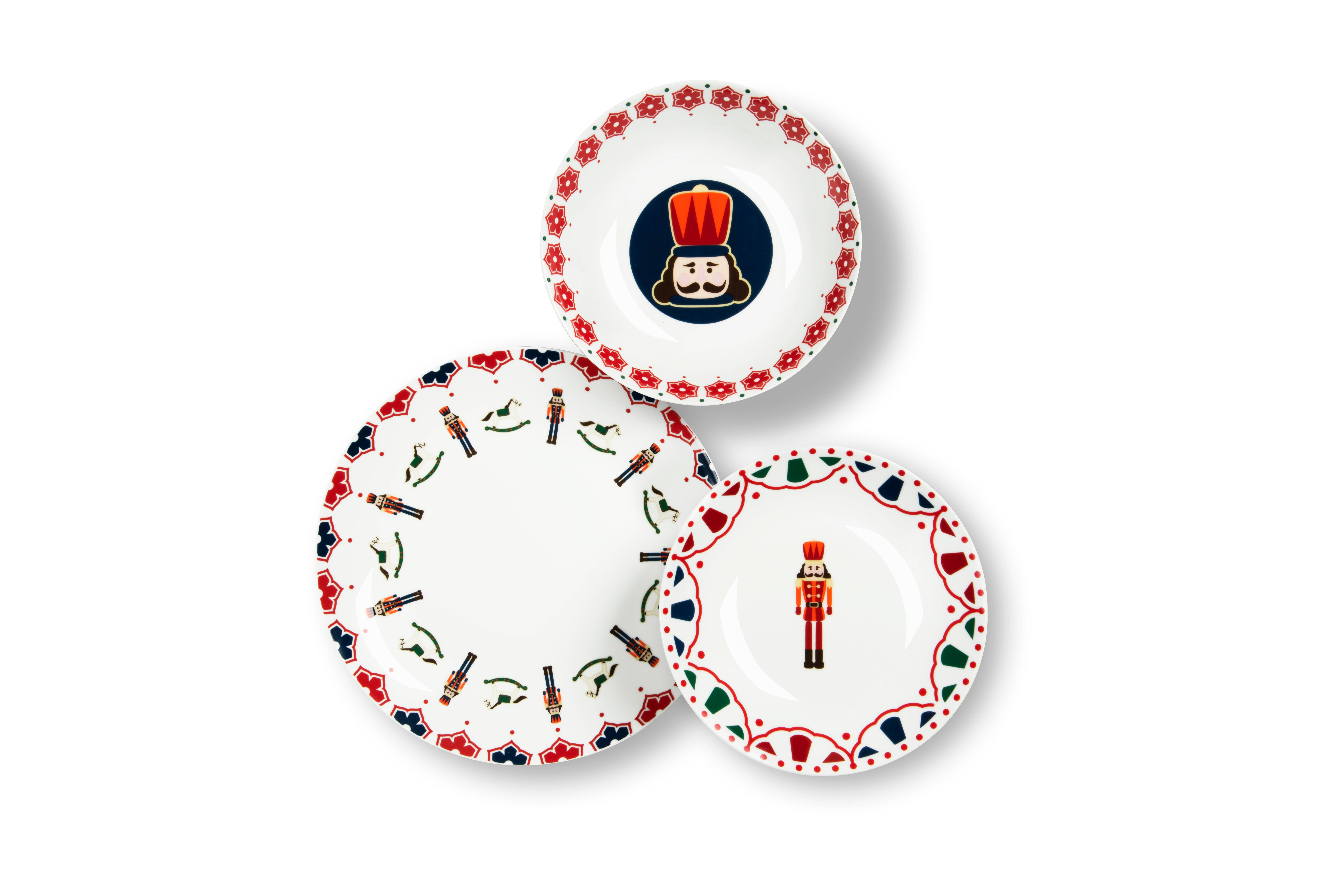 multicolour Christmas Dinnerware Set 18 pcs Nutcracker for wholesale on Faire5