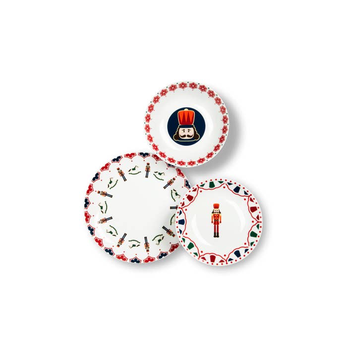 multicolour Christmas Dinnerware Set 18 pcs Nutcracker for wholesale on Faire5