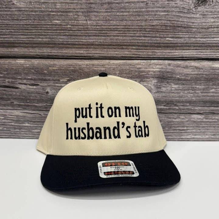 Zet het op de rekening van mijn man Geborduurde Otto Hoed – 208Tees voor wholesale door 208T2.0