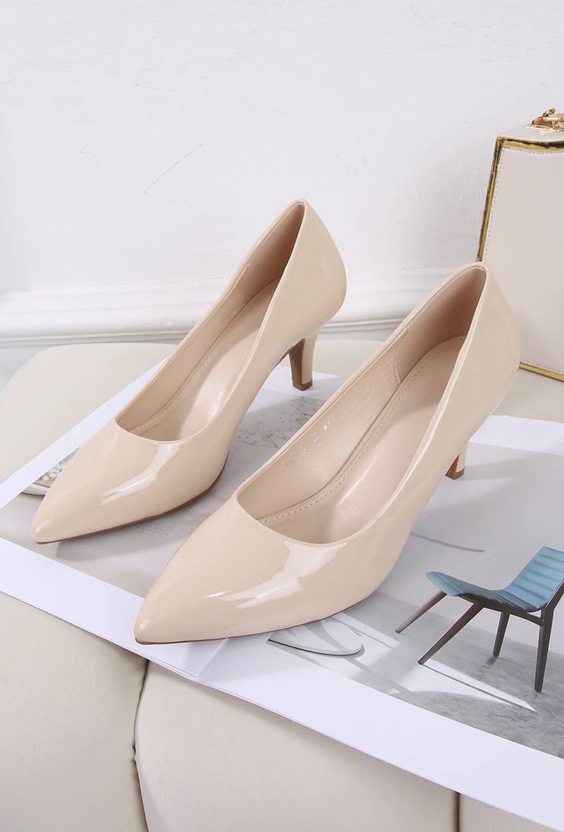 BELLICY / Cink-me - Wholesale Low Heels - Women's - DMP987-1B, Pointed toe pumps with medium heel in patent PU4
