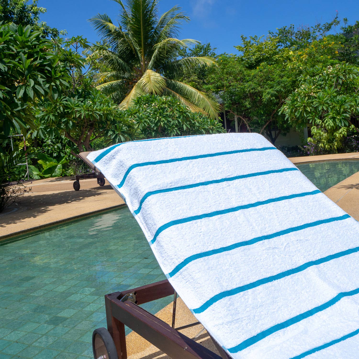 Arkwright Home - Wholesale Beach Towel - 2 Pack of Chaise Lounge Chair Towels, Fitted Pocket30