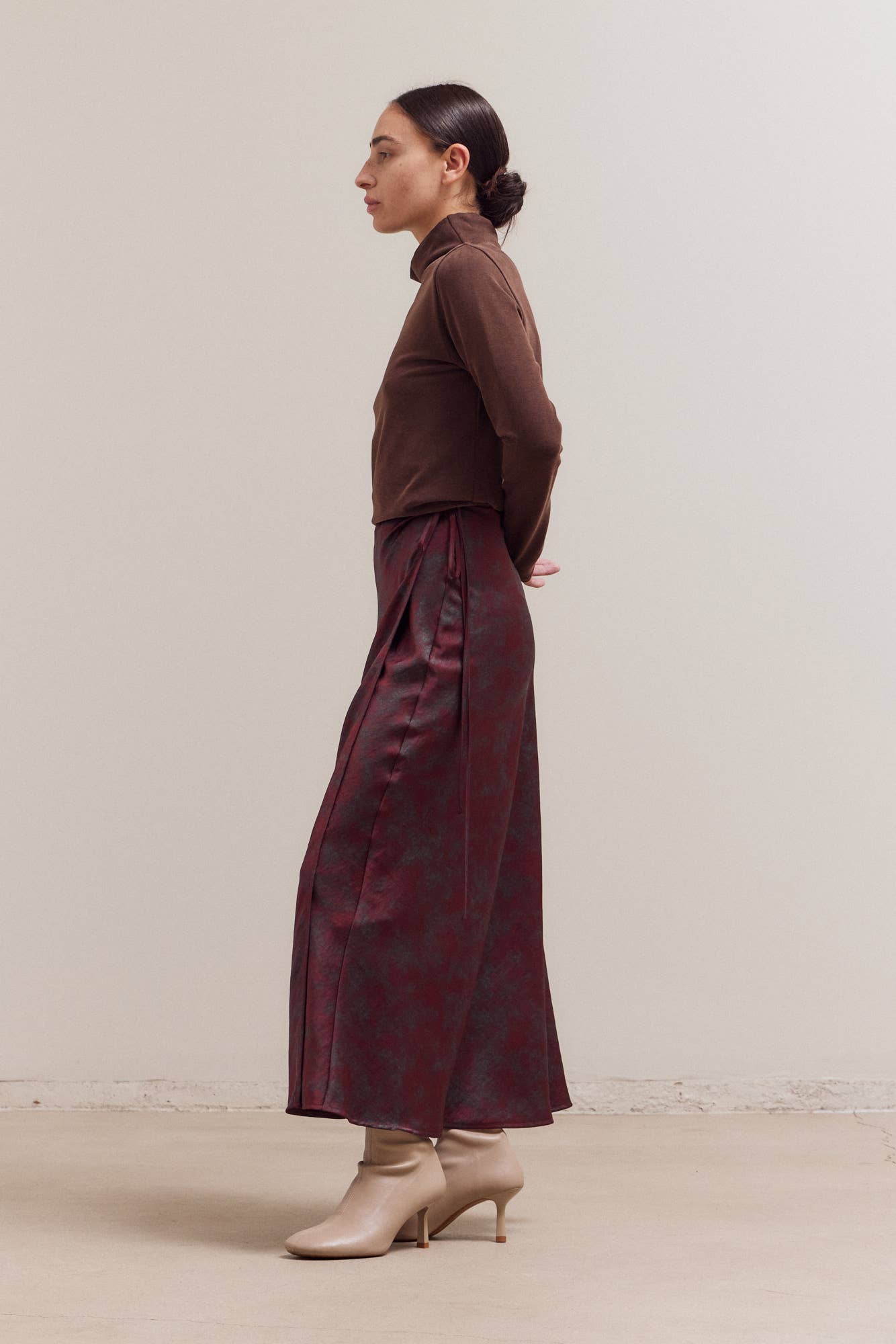 RODE PEER 50669SR - GEDRUKTE DRAPEERROK MET WIKKELSLUITING voor groothandel op Faire2