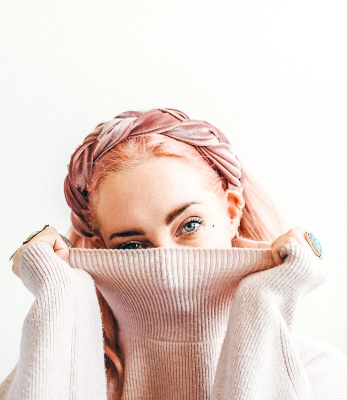 Iris Atelier - Wholesale Haarband - Dames - Gevlochten fluwelen hoofdband - grotere versie2