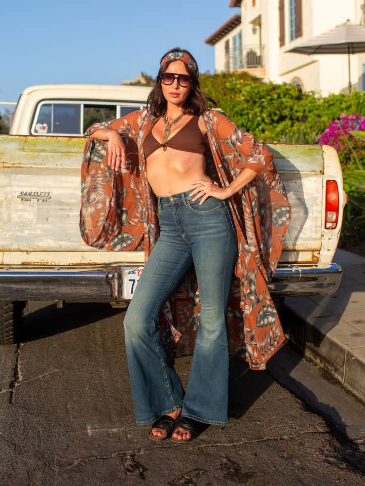 Kimono Dusk Palms per la vendita all'ingrosso da parte di Jennafer Grace