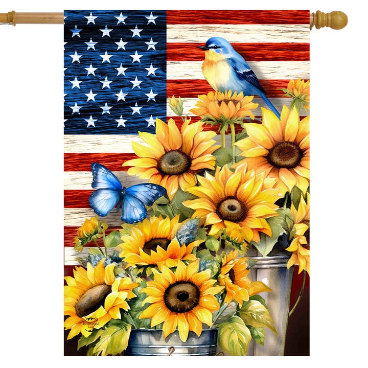 Drapeau de maison de campagne américaine pour la vente par Briarwood Lane