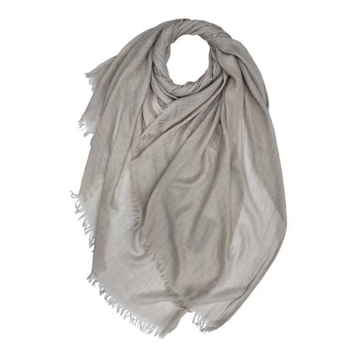 London Scarves - Wholesale Scarf - Women's - Classic plain cotton blend scarf finished with fringes23
