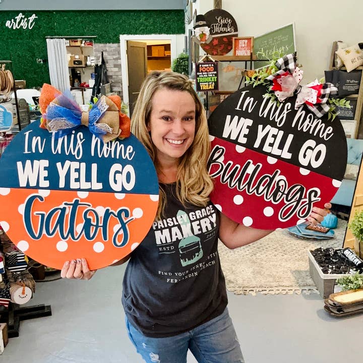 In questa casa urliamo (Squadra personalizzata) Appendino per porta 3D P03125 per la vendita all'ingrosso da parte di Paisley Grace Makery