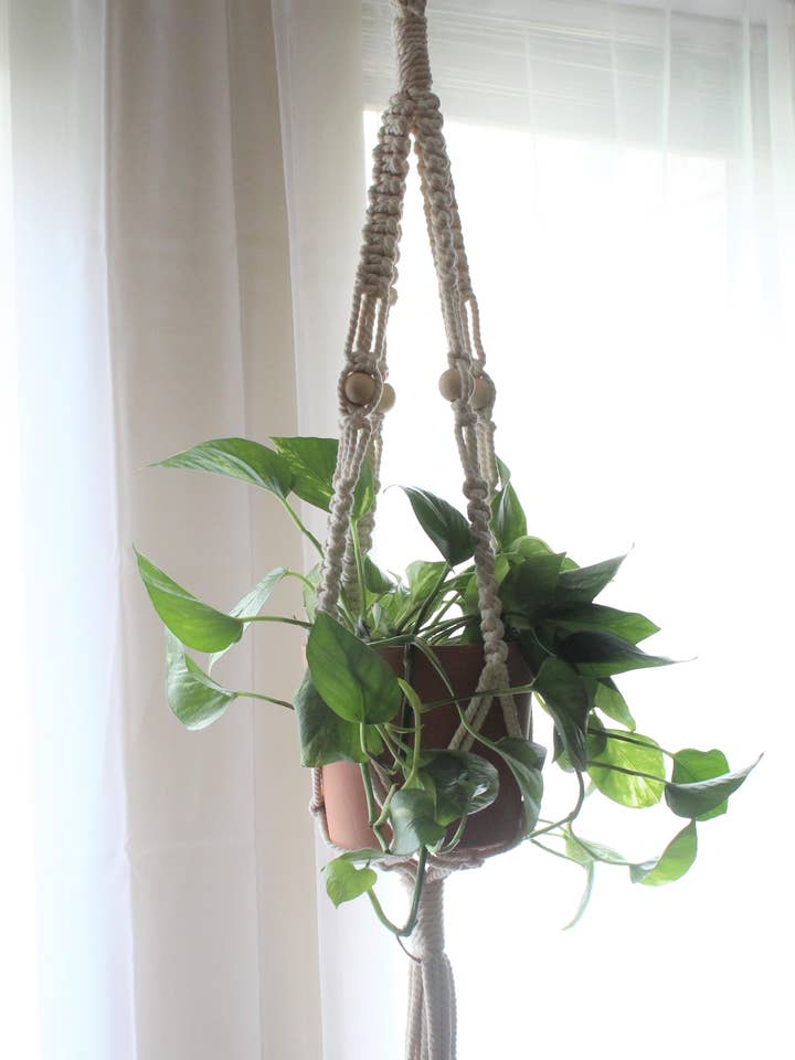 Galon carré Angelina Crème de taille moyenne à grande pour la vente par The Crafty Glammie